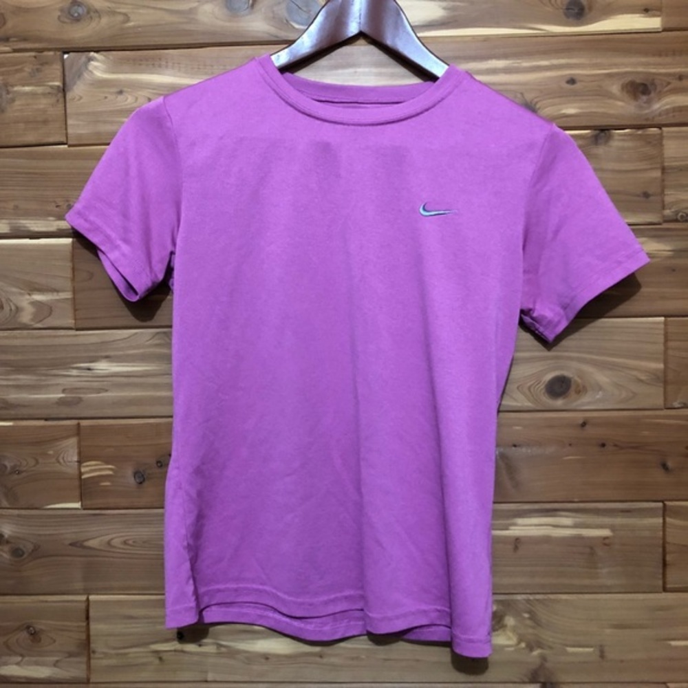 Nike dry fit top